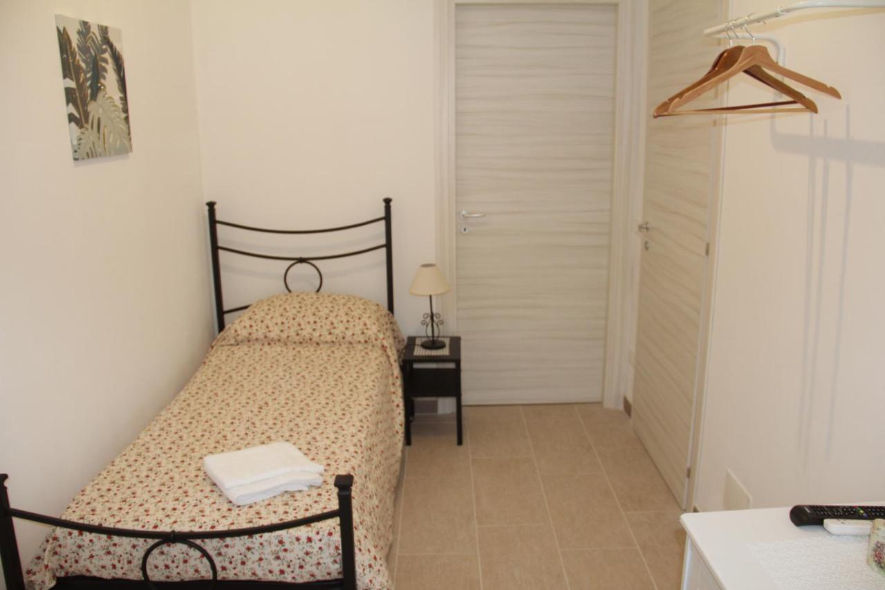 Cataldi'S Rooms Noto Exteriör bild