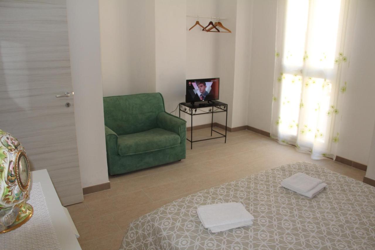 Cataldi'S Rooms Noto Exteriör bild