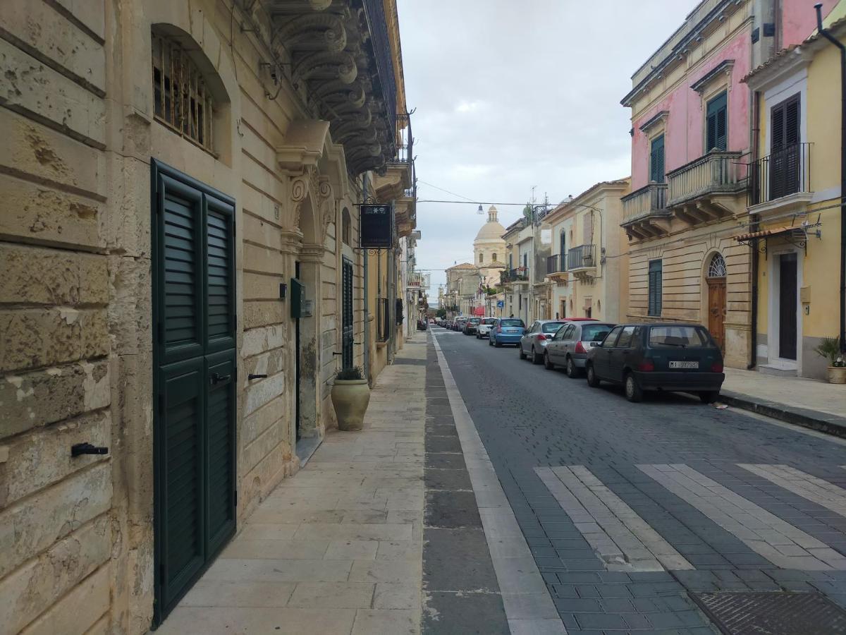 Cataldi'S Rooms Noto Exteriör bild